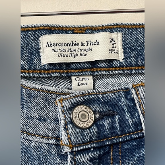 Abercrombie & Fitch Ultra High-Waist Open Cut Medium Wash Denim Jeans Size 26S - Picture 8 of 10